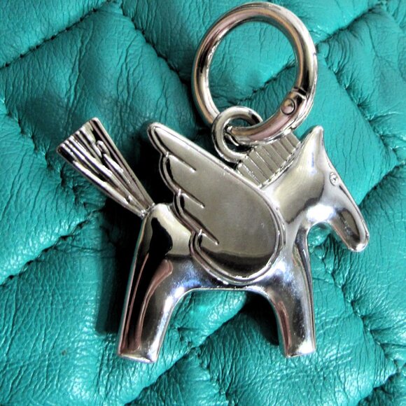 PEGASUS SILVER PLATE PURSE CHARM, KEY CHAIN, PHONE CHARM GIFT QUALITY MAKE OFFER - Picture 4 of 10